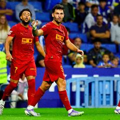 Corberán mima a Gayà y Duro