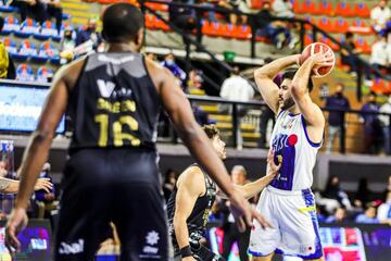 Las mejores imágenes del espectacular juego 1 de las Finales LNBP 2021