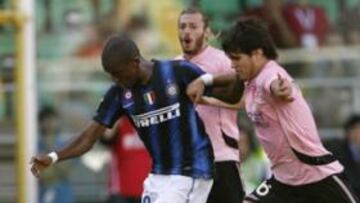 Etoo rescata al Inter de Milán en Palermo con dos goles
