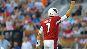 Aug 3, 2017; Canton, OH, USA; Arizona Cardinals quarterback Blaine Gabbert (7) reacts to a touchdown by running back Kerwynn Williams (not pictured) in the first half at the Tom Benson Hall of Fame Stadium. Mandatory Credit: Aaron Doster-USA TODAY Sports