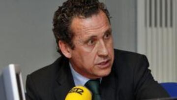Valdano: "Hablar de árbitros es deplorable estéticamente"
