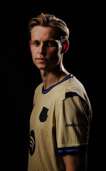 El Barcelona presenta su segunda equipación con homenaje a Kobe Bryant