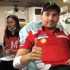Lorenzo se baja de la Ducati: "No vale la pena arriesgar"