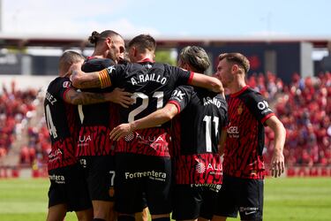 Propiedad de Andy Kohlberg, accionista mayoritario. 