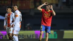 El ‘Coto’ Sierra al borde del abismo: derrota ante el nuevo líder del fútbol chileno