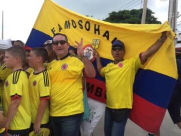 Ambiente de fiesta en B/quilla porque juega la Selección