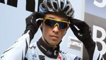 <b>CHARLA EN CASA JUAN. </b>Luis Sanz, Juan Gutiérrez, Ezquerro, Juan Carlos Castaño, Juan Mora, José Luis de Santos y Chema Bermejo.