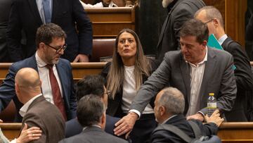 La portavoz de Junts en el Congreso, Miriam Nogueras (c), durante una sesión plenaria, en el Congreso de los Diputados, a 30 de enero de 2024, en Madrid (España). El Pleno del Congreso celebra una sesión extraordinaria hoy para debatir y votar el dictamen de la Comisión de Justicia a la Proposición de Ley Orgánica de amnistía para la normalización institucional, política y social en Cataluña, así como las enmiendas que se mantengan vivas y los votos particulares que, en su caso, se han presentado. La votación final requiere del apoyo de la mayoría absoluta de la Cámara (176 votos) al tratarse de una ley orgánica.
30 ENERO 2024;AMNISTÍA;PLENO;CONGRESO;POLÍTICOS;LEY;SESIÓN
Eduardo Parra / Europa Press
30/01/2024