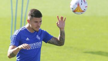 Juanjo Narv&aacute;ez, durante un entrenamiento.