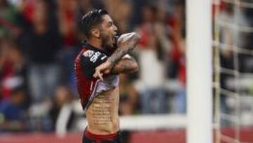 Rodrigo Millar est&aacute; entre las figuras de Atlas, que el DT Tom&aacute;s Boy resguard&oacute; para el partido con Colo Colo.