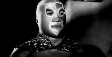 El Santo es una de las máximas leyendas de la lucha libre mexicana, por lo que es un luchador que la gente a nivel mundial no olvida.