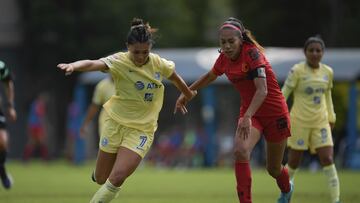 (L-R), Kiana Palacios of America and Noemí Granados of Toluca during the game America vs Toluca, corresponding Round 01 the Torneo Apertura 2022 of the Liga BBVA MX Femenil at Cancha Centenario, on July 8, 2022.
<br><br>
(I-D), Kiana Palacios de America y Noemi Granados de Toluca durante el partido America vs Toluca, correspondiente a la Jornada 01 del Torneo Apertura 2022 de la Liga BBVA MX Femenil en Cancha Centenario, el 8 de julio de 2022.