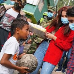 Egan Bernal: "Siento pena por lo que está pasando en Colombia"