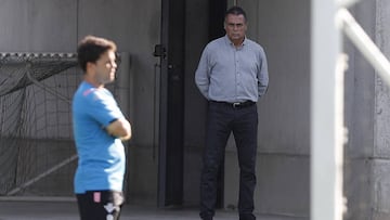 Rubi, con Alexis al fondo.