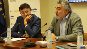 De izquierda a derecha: José Hidalgo, el presidente de la ADESP, y José Manuel Rodríguez Uribes, presidente del CSD.