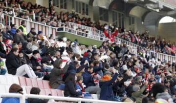 Las protestas de la afición de Rayo contra el fichaje de Zozulya y Martín Presa