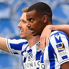 Las cláusulas del contrato de Isak que hacen estar tranquila a la Real