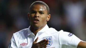 Campbell, principal novedad en la Inglaterra de Pierce