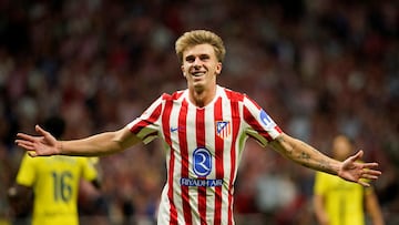 Soccer Football - LaLiga - Atletico Madrid v Villarreal - Riyadh Air Metropolitano, Madrid, Spain - September 13, 2025 Atletico Madrid's Pablo Barrios celebrates scoring their first goal REUTERS/Ana Beltran TPX IMAGES OF THE DAY