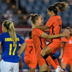 Países Bajos y Miedema baten récords de goles en Tokio