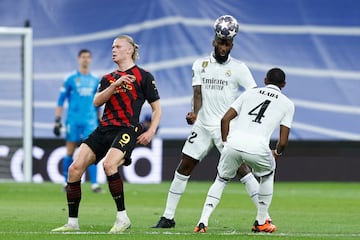 Su estreno en el Santiago Bernabéu fue una pesadilla para Haaland.