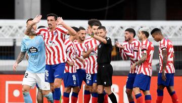 Savic fue expulsado del Celta-Atlético en el minuto 69 tras interpretar Figueroa Vázquez que impidió haciendo falta a Larsen.