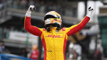 The 28-year-old becomes the first Spaniard to win the legendary race after an extraordinary 200 laps and a final sprint.