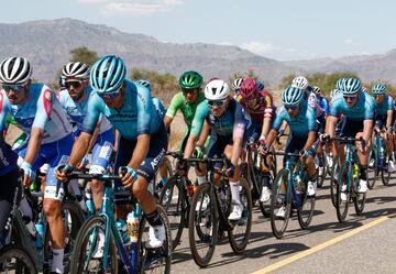 Imágenes de la segunda etapa de la carrera argentina. Recorrido de 206,9 kilómetros entre Villa San Agustín y San José de Jáchal.