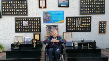 Fernando Nájera, el mexicano que sigue nadando a los 100 años de edad