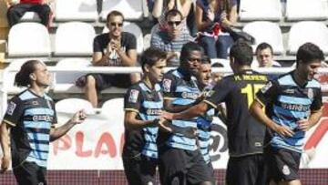 <b>LA PRIMERA EN NUEVE MESES. </b>Los jugadores del Espanyol celebran el gol de Romaric ante el Rayo.