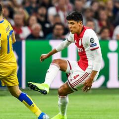 En el Ajax ven a Edson Álvarez como el sucesor de De Jong
