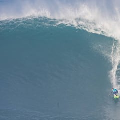 Revive el Nazaré Tow Surfing Challenge