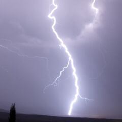 El truco para calcular la distancia a la que te encuentras de un rayo y una tormenta eléctrica