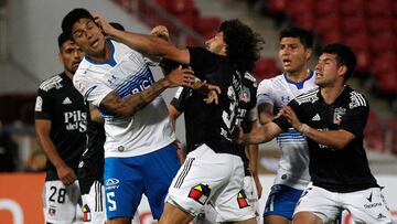 Futbol, Universidad Católica vs Colo Colo.
Supercopa 2020.
El jugador de Universidad Catolica Valber Huerta disputa con Maximiliano Falcon de Colo Colo durante el partido por la Supercopa 2020 en el Estadio Nacional
Santiago, Chile.
21/03/2021
Jonnathan Oyarzun/Photosport
Football, Universidad Católica vs Colo Colo.
Supercopa 2020.
Universidad Catolica's player Valber Huerta battles against Maximiliano Falcon of Cool Colo during football match at Nacional stadium.
Santiago, Chile.
21/03/2021
Jonnathan Oyarzun/Photosport