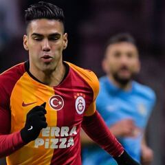 Falcao, enamorado del fútbol turco y orgulloso de su equipo