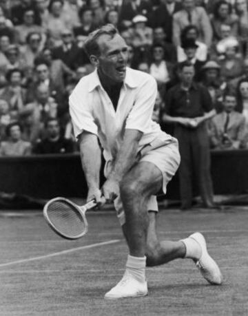 John Edward Bromwich en 1948.