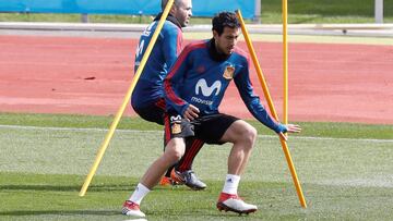 Parejo e Iniesta.