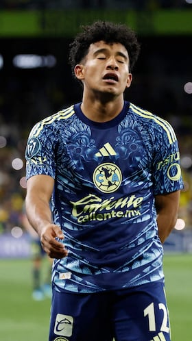 NASHVILLE, TENNESSEE - APRIL 07: Isa�as Violante #12 of Club Am�rica reacts after a play during the second half of the CONCACAF Champions Cup Quarterfinals against Nashville SC at GEODIS Park on April 07, 2026 in Nashville, Tennessee. Johnnie Izquierdo/Getty Images/AFP (Photo by Johnnie Izquierdo / GETTY IMAGES NORTH AMERICA / Getty Images via AFP)