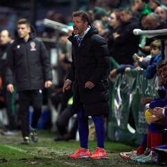 Simeone: “Necesitamos a los chicos, son la sangre del Atlético y ya vieron a Barrios”