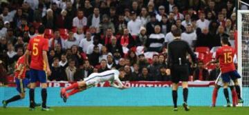 Vardy anotó el 2-0 para Inglaterra.