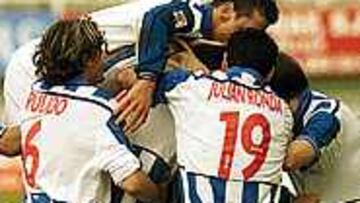 EN EL MEJOR MOMENTO. Los jugadores del Leganés han pasado en ocho días del descenso a respirar.