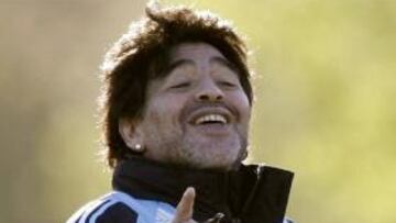 SEGURO. Maradona se mostró convencido de que Argentina se clasificará para el Mundial de Suráfrica.