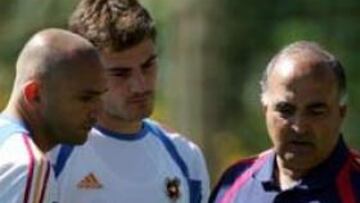 <b>ATENTO</b>. El guardameta titular de la selección española prefiere mantener la concentración y evitar la euforia.