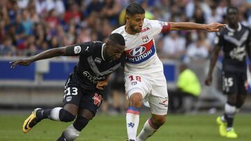 Nabil Fekir y Younousse Sankhare.