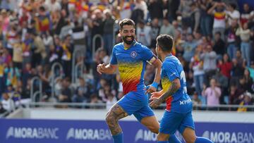 Tres tantos en su estreno como goleador en LaLigaSmartBank. Su acierto fue el premio al buen hacer de su equipo.