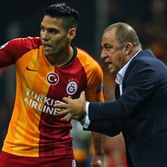 Falcao le promete un gol a Terim en el clásico ante Besiktas