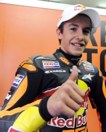 El 16 de mayo, un día antes de la cuarta carrera en la temporada 2009 en el circuito de Le Mans, Marc consigue convertirse en el piloto español más joven en conseguir una pole con 16 años y 68 días, batiendo la anterior marca lograda por Jorge Lorenzo el 11 de octubre de 2003 en Malasia con 16 años y 160 días. A nivel mundial sólo es superado por Marco Melandri que la alcanzó el 18 de julio de 1998, en Sachsenring, en el primer gran premio celebrado en ese circuito, con 15 años y 345 días.