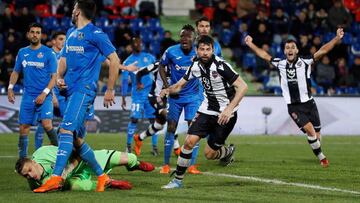 Momento en el que el Getafe encaja el gol del Levante.