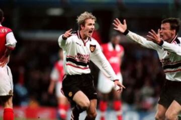 David Beckham celebra ante Arsenal.