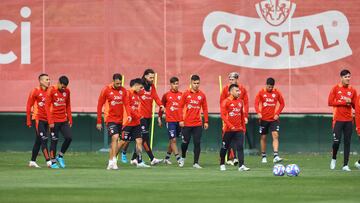 Futbol, Entrenamiento seleccion chilena.
Entrenamiento seleccion chilena. Chile enfrenta a Bolivia el proximo martes 10 de Septiembre.
Santiago, Chile.
08/09/2024
Edwin Navarro/Photosport
Football, Trainning session Chile.
Trainnning session Chile team. Chile will face with Bolivia on Tuesday 10 of September.
Santiago, Chile.
08/09/2024
Edwin Navarro/Photosport